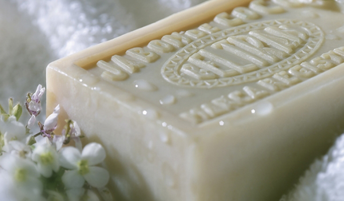 Biobel, lo que no sabes de los detergentes eco. Los Viernes de moda sostenibles